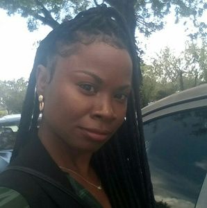 Meet your Posher, Shelcee